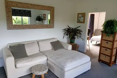 10 min walk to Cambridge town, large 4 bedroom home