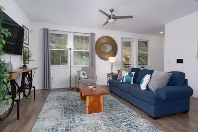 Image de Family Escape w/ Garage, Pool & Park