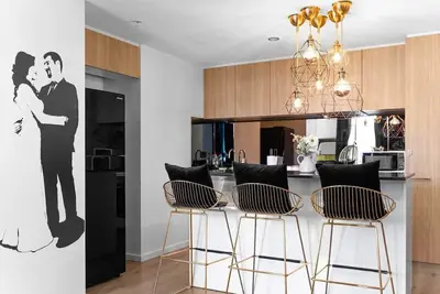 Image de Modern & Stylish 2br Apt - Cbd - Free Parking