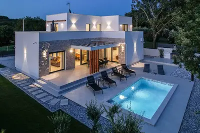 Image de Villa Zanetta pet friendly near Poreč for 6 people with sea view & private pool