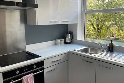 Image de Spacious 2-bed Queens by CityGo
