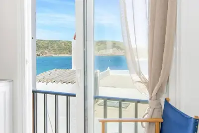 Image de Ponent Beachfront Apartment, Coastal Retreat