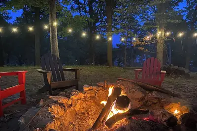 Image de Lakefront Cabin & Bunkhouse with Private Dock