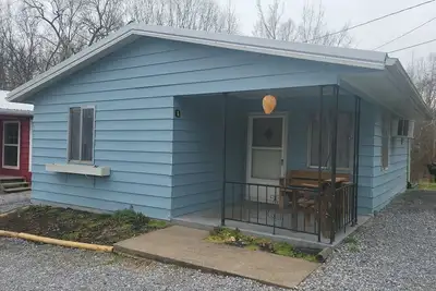 Image de Cabin 8 Fish Island Resort Cozy stand alone cabin close to Lake Barkley