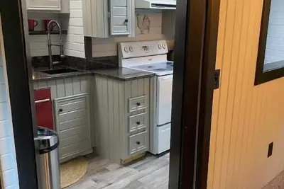 Image de The Douglas Treehouse Upper Unit\n\n