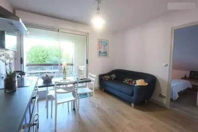Image de Bénodet, charmant appartement en impasse sur l'arrière port le long d'un sentier