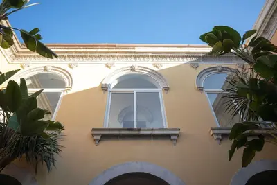 Image de A few meters from the crystal clear sea of Syracuse, lovely modern apartment.