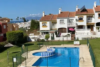 Image de Andalusisches Haus am Strand mit Pool, 20 min von Malaga