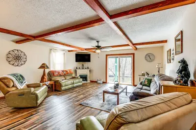 Riverfront Peru Cabin ~ 2 Mi to Lake Champlain!