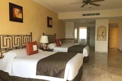 Image de ✩3br Ocean Front Suite✩Spacious Balcony w/ Jacuzzi & Bbq✩
