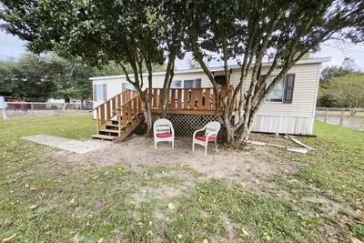 Image de Cozy Home 2 Minutes from Wec. No Cleaning Fee