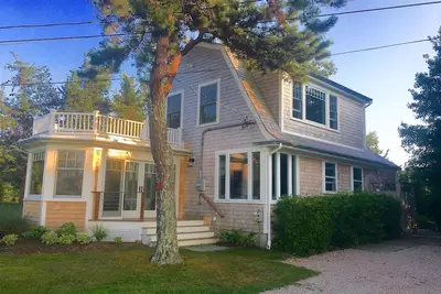 Newly Renovated Waterfront 3 bdrm, 3 bath home on the Shining Sea Bike Path.