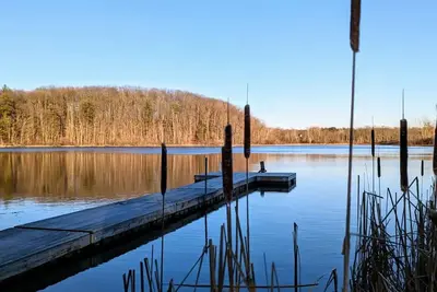 Image de Tranquil Waters retreat with Lake Access and all the amenities to feel at home.