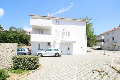 Image de Appartement de deux chambres avec le balcon Baska, Krk (A-22700-a)