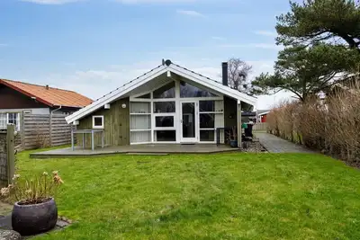 Image de \"Hereth\" - 100m from the sea by Interhome