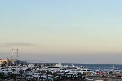 Image de Lovely 2-bedroom apartment in enchanting centre Hurghada with Ac, WiFi, Sea View