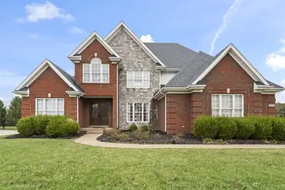Image de Ky Derby & Pga 2024 Rental- 5 mins to shopping, 20 mins to Pga & Derby
