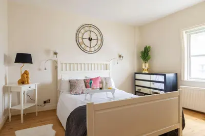 Image de Cosy Apartment In Bond Street - Great night sleep near City Centre. Sleeps 4