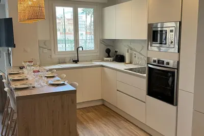 Image de Le logis doré, la mer, la gare et le centre à pied