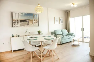 Image de Beachfront apartment with terrace