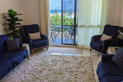 Image de AirConditioned 3 bedroom apartment with a sea view