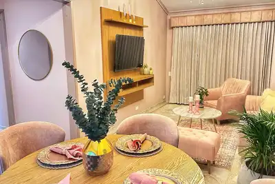 Image de Cozy 2-bedroom apartment in charming Cali with WiFi, Ac