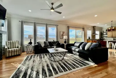 Image de Luxury Home Incredible master suite Liberty Twp Oh