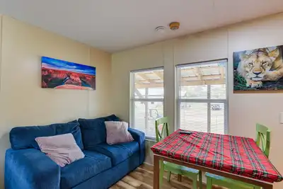 Image de Cozy Morriston Home - Close to Hits Post Time Farm
