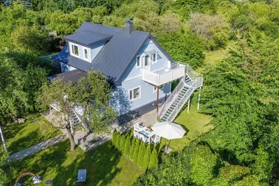 Image de New family friendly 3 Br with private garden in the city center of Tallinn