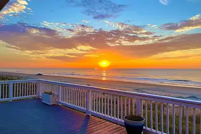 Image de A Luxury Beachhouse Rental Home Near Galveston, Tx