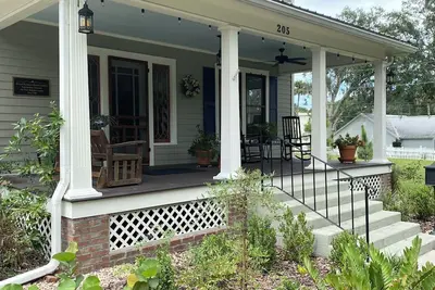 Image de 1910 Family Reunion Home In The Heart Of Deland’S Historic District
