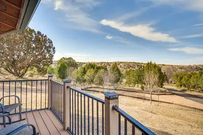 Image de Private Yard & Fishing Dock: ‘Canyon Rim Retreat’