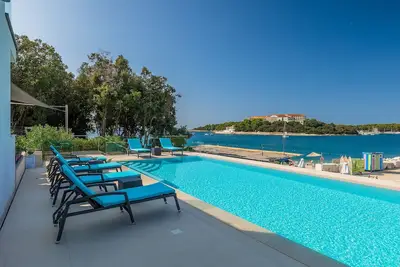 Image de Beachfront Villa Naviblue with Pool