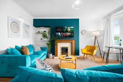 Image de Luxury Three Bedroom House - Garden - Parking