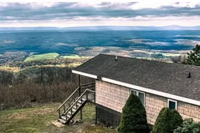 Image de Mountain top getaway with the best view ever!