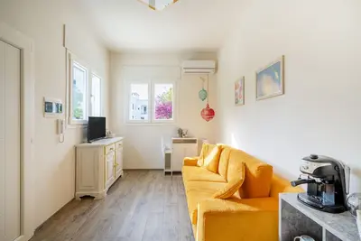 Image de Appartement de vacances \"Gufo Di Mare - Giallo\" avec vue sur mer, terrasse privée et Wi-Fi
