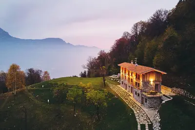 Appartement chalet de luxe \"Baita Treeb Breva\" avec vue sur le lac, jardin partagé et Wi-Fi