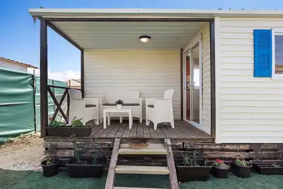 Image de Mobile Home 'Natural Casita Palmar' avec terrasse privée, Wi-Fi et climatisation