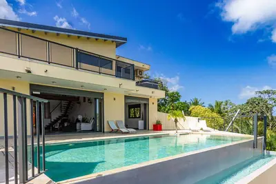 Image de Villa de standing magnifique vue mer -10 pers- Salle de jeux - Piscine - Jacuzzi