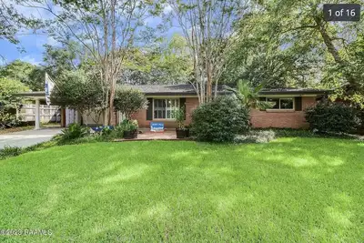 Image de New Home! Close to Lgmc and U of L Campus