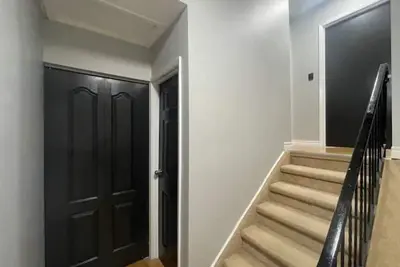 Image de Modern Artistic Retreat + Patio