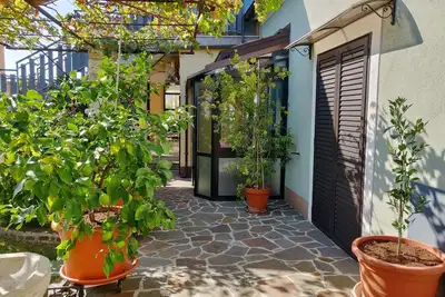 Image de Appartement de deux chambres avec la terrasse Umag (A-22722-b)