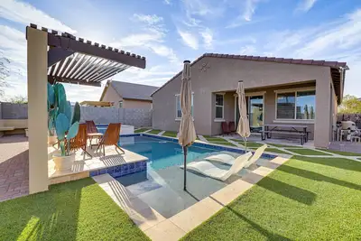 Image de Outdoor Oasis w/ Pool & Spa: Goodyear Getaway