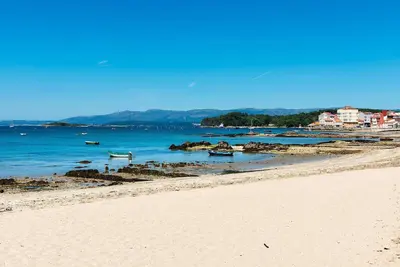 Apartment - Sleeps 6 - Pet Friendly - Seaside