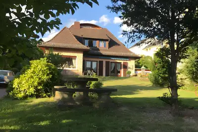 Image de Appartement 'The Green Park Nest Frankfurt' avec terrasses, Wlan et climatisation