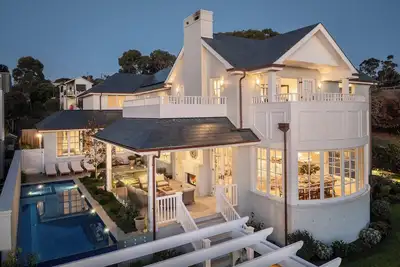 Image de Barrington, Luxe Retreat with Pool, Spa & Ocean Views