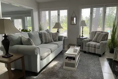 Image de Cozy 2-Bedroom Condo, Enclosed Patio/ Queen Sleeper sofa, Sleeps 8