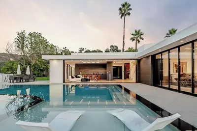 Image de Monarch Modern - A Luxurious & Elegant Estate In The Heart Of Hollywood Hills
