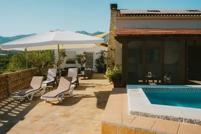 Image de Maison de vacances Salobreña pour 1 - 6 personnes avec 3 chambres à coucher - Ferme