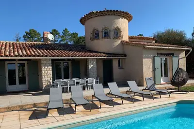 Image de Villa with stunning view and private heated pool in South of France ; 2-10 pers